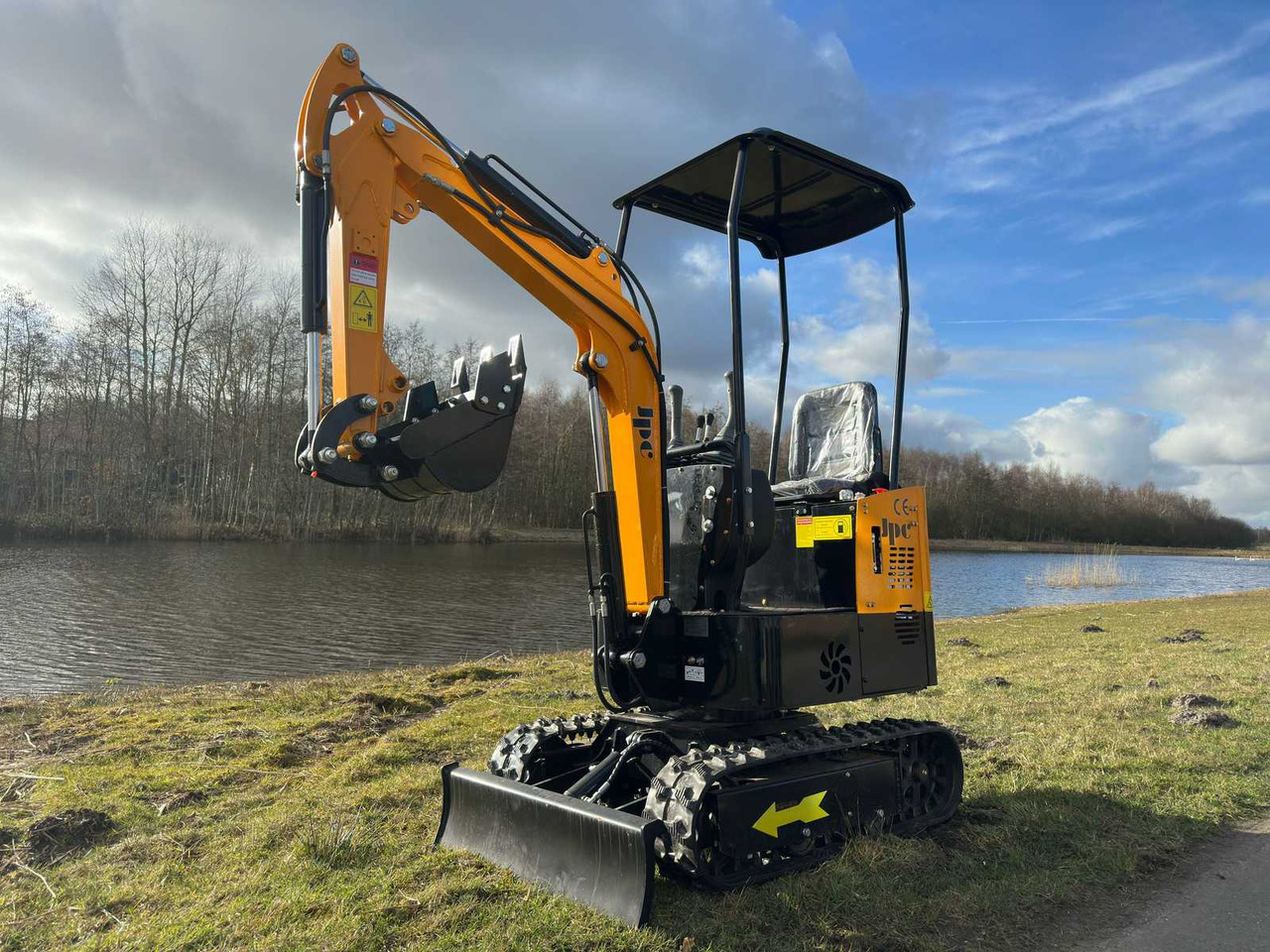 JPC HT12 - Μίνι εκσκαφέας: φωτογραφία 2 JPC HT12 - Μίνι εκσκαφέας: φωτογραφία 2