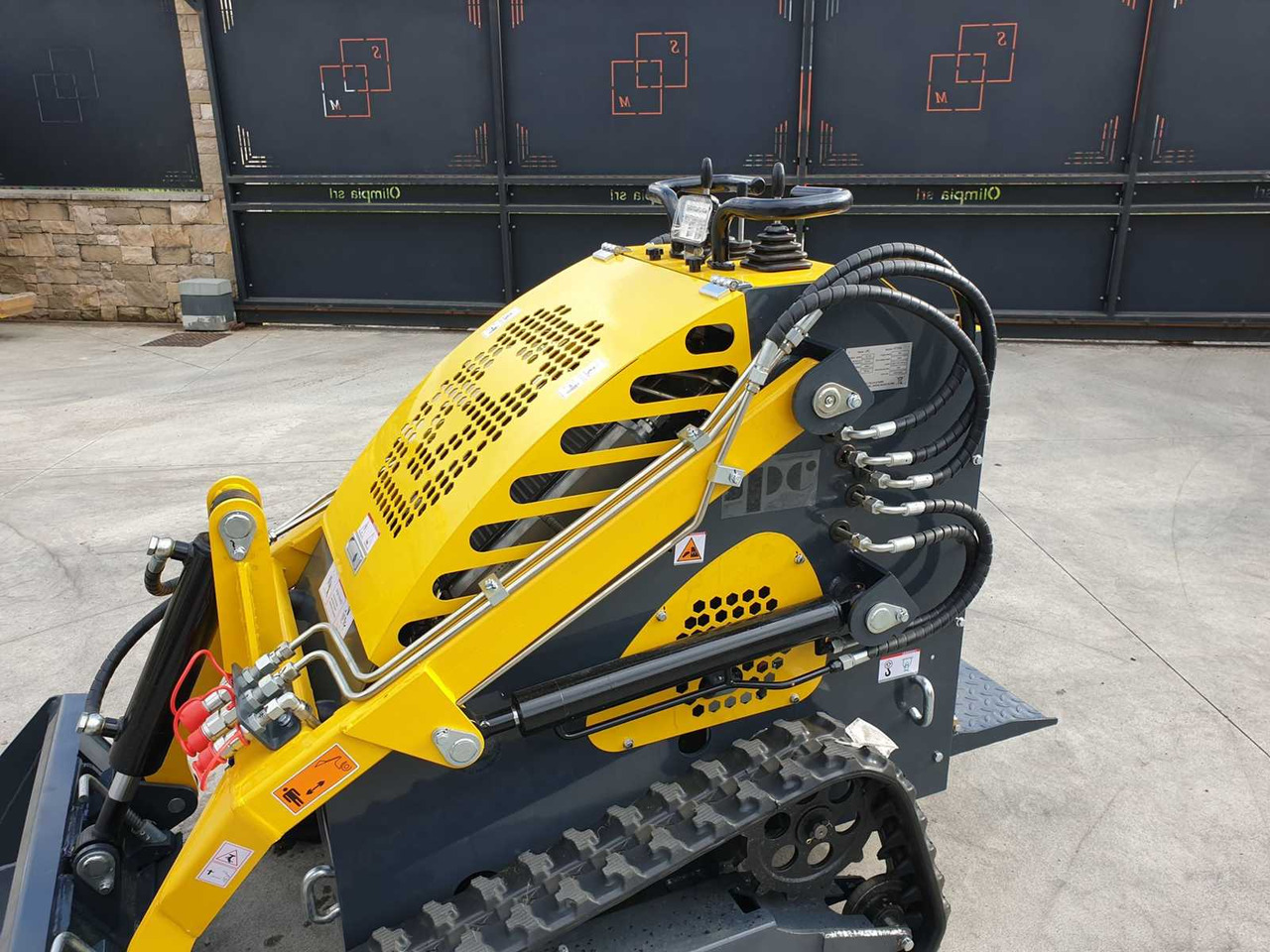 JPC HT360 MINI TRACK LOADER - Ελαστιχοφόρος φορτωτής: φωτογραφία 2 JPC HT360 MINI TRACK LOADER - Ελαστιχοφόρος φορτωτής: φωτογραφία 2