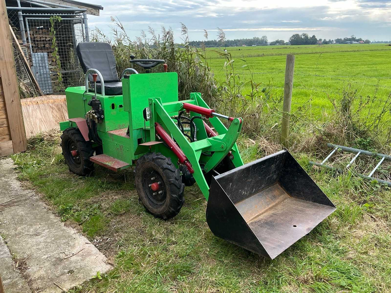 JPC ME18 SHOVEL - Ελαστιχοφόρος φορτωτής: φωτογραφία 3 JPC ME18 SHOVEL - Ελαστιχοφόρος φορτωτής: φωτογραφία 3