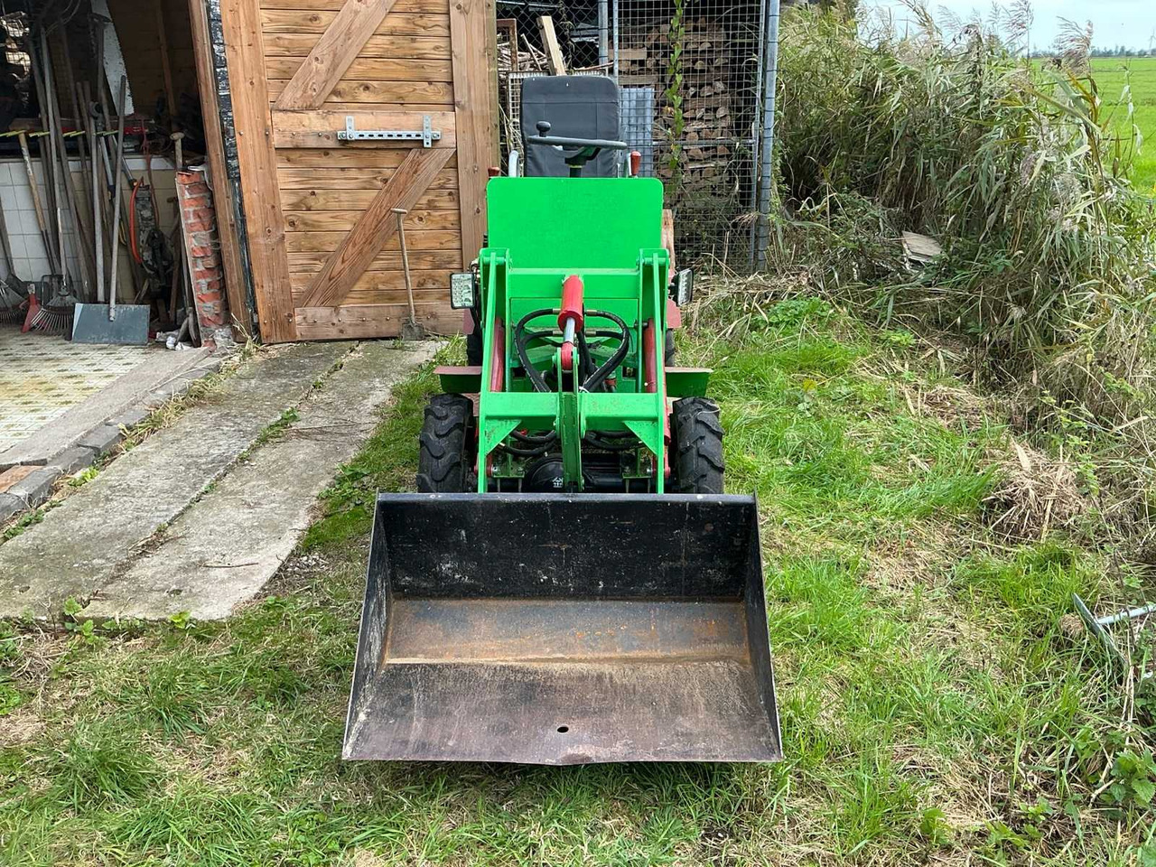 JPC ME18 SHOVEL - Ελαστιχοφόρος φορτωτής: φωτογραφία 2 JPC ME18 SHOVEL - Ελαστιχοφόρος φορτωτής: φωτογραφία 2