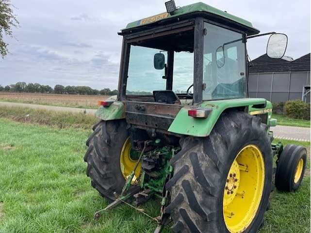 John Deere 1640 - Τρακτέρ: φωτογραφία 3 John Deere 1640 - Τρακτέρ: φωτογραφία 3