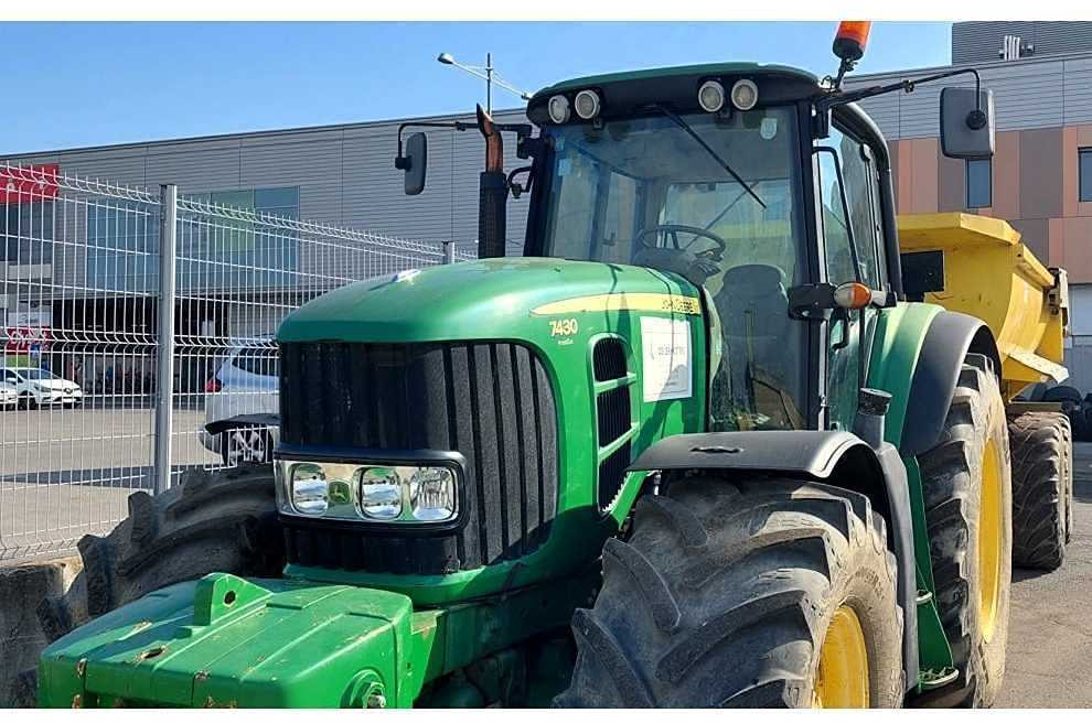 John Deere 7430 MW2 CD44 - Τρακτέρ: φωτογραφία 5 John Deere 7430 MW2 CD44 - Τρακτέρ: φωτογραφία 5
