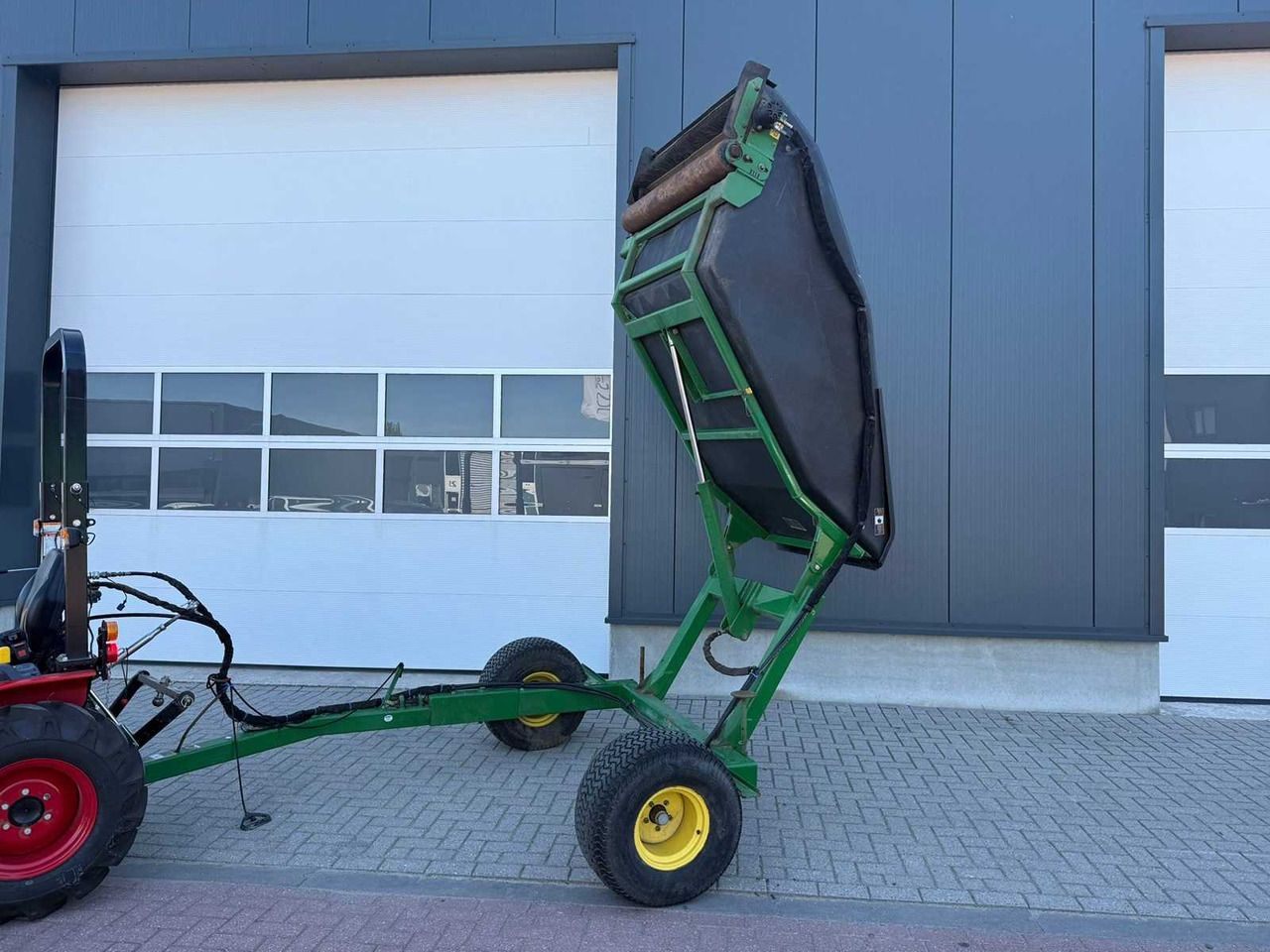 John Deere TC125 - Μηχανήματα κήπου: φωτογραφία 3 John Deere TC125 - Μηχανήματα κήπου: φωτογραφία 3