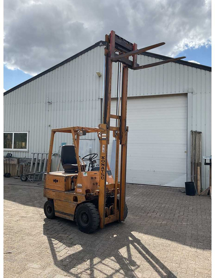 KOMATSU FB15-4 FORKLIFT - Περονοφόρο όχημα: φωτογραφία 2 KOMATSU FB15-4 FORKLIFT - Περονοφόρο όχημα: φωτογραφία 2