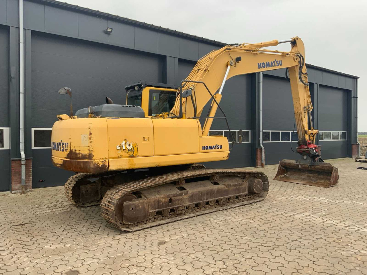 Komatsu 210 - Ερπυστριοφόρος εκσκαφέας: φωτογραφία 2 Komatsu 210 - Ερπυστριοφόρος εκσκαφέας: φωτογραφία 2