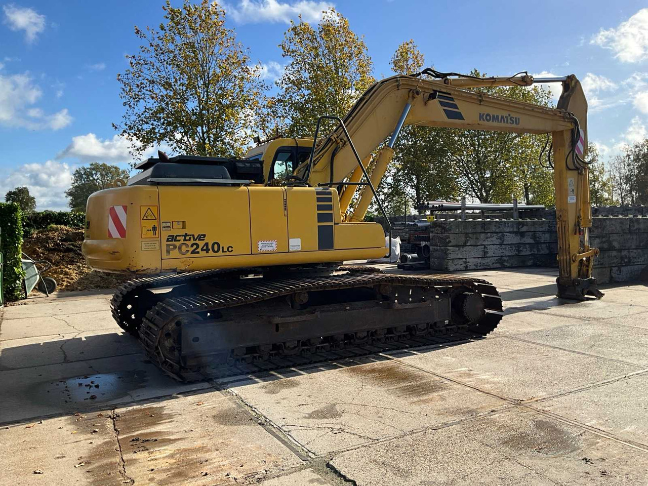 Komatsu Active PC240LC - Ερπυστριοφόρος εκσκαφέας: φωτογραφία 3 Komatsu Active PC240LC - Ερπυστριοφόρος εκσκαφέας: φωτογραφία 3