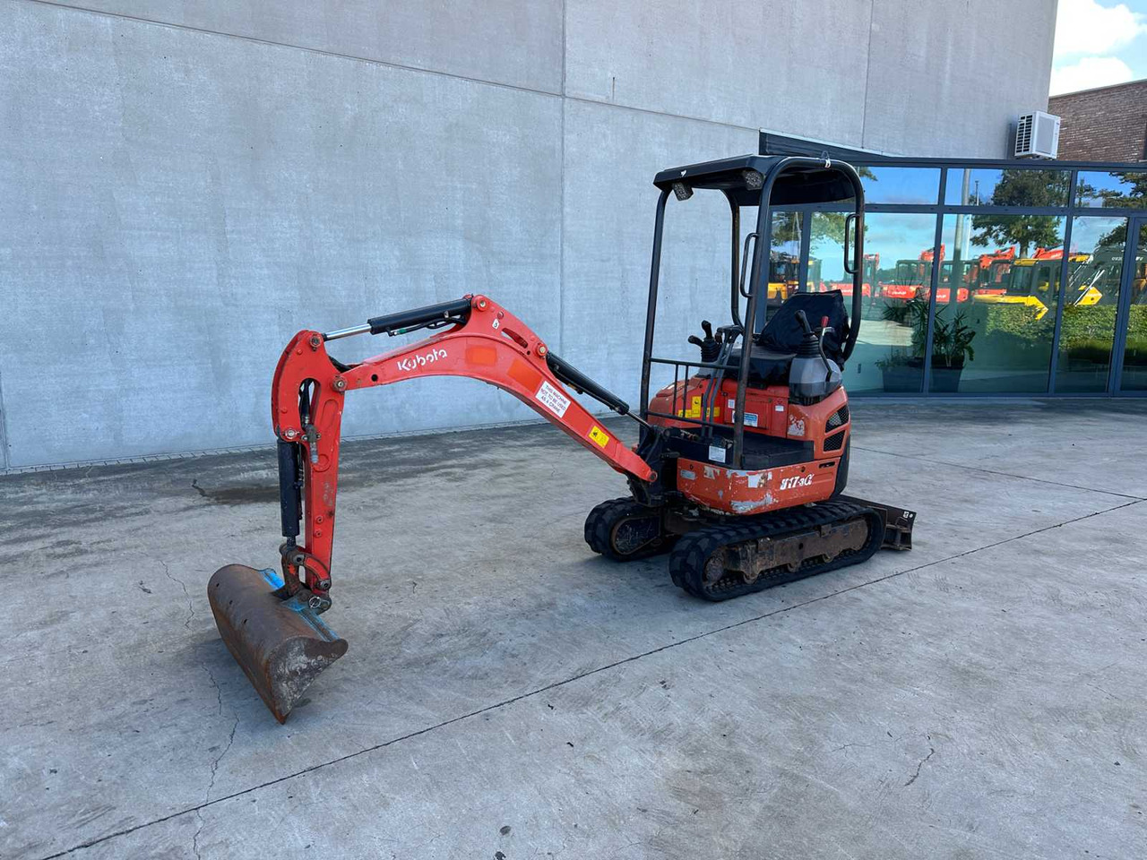Kubota KUBOTA - 2016 - U17-3 - MINI EXCAVATOR - Μίνι εκσκαφέας: φωτογραφία 1 Kubota KUBOTA - 2016 - U17-3 - MINI EXCAVATOR - Μίνι εκσκαφέας: φωτογραφία 1