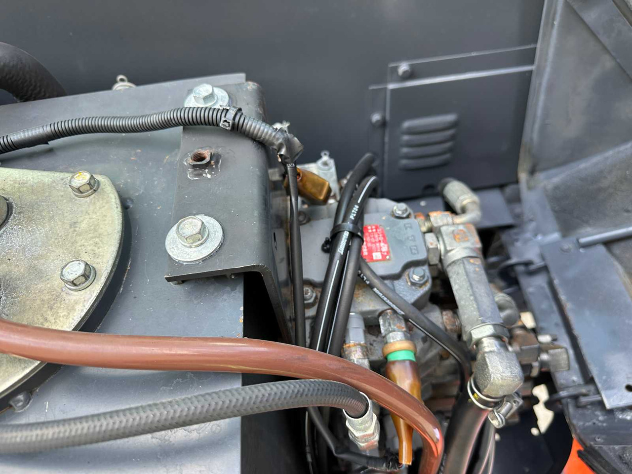 Ερπυστριοφόρος εκσκαφέας Kubota KX155-3: φωτογραφία 24