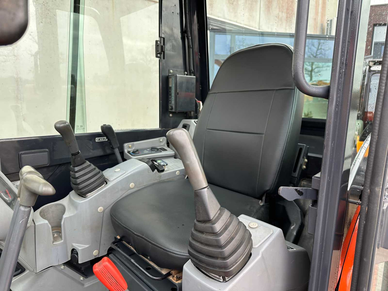 Ερπυστριοφόρος εκσκαφέας Kubota KX155-5: φωτογραφία 34