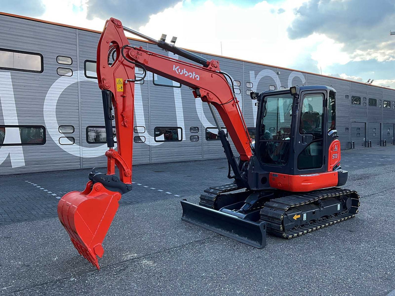 Kubota KX165-5 - Ερπυστριοφόρος εκσκαφέας: φωτογραφία 1 Kubota KX165-5 - Ερπυστριοφόρος εκσκαφέας: φωτογραφία 1