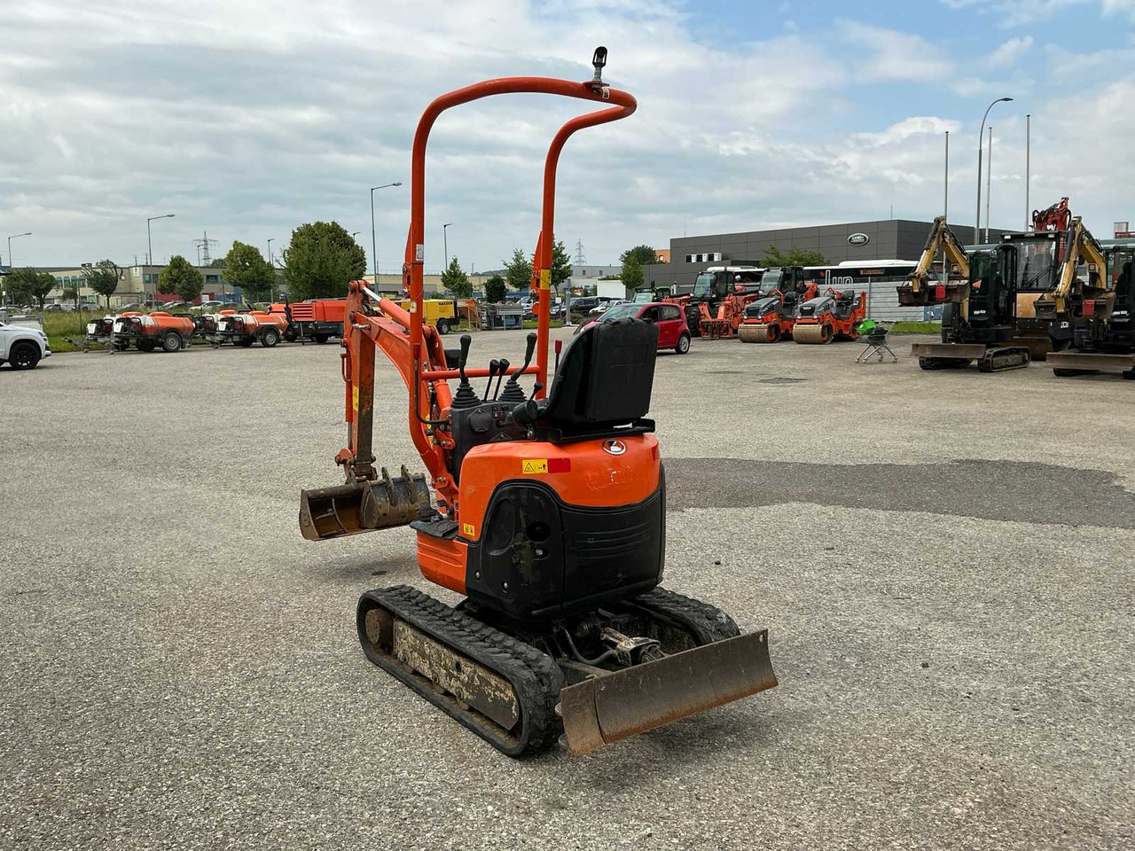 Kubota U10-3 - Μίνι εκσκαφέας: φωτογραφία 3 Kubota U10-3 - Μίνι εκσκαφέας: φωτογραφία 3