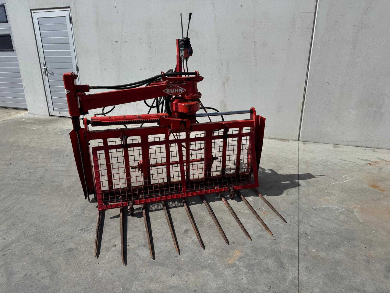 Kuhn B1201 - Μηχανήματα ενσίρωσης: φωτογραφία 1 Kuhn B1201 - Μηχανήματα ενσίρωσης: φωτογραφία 1