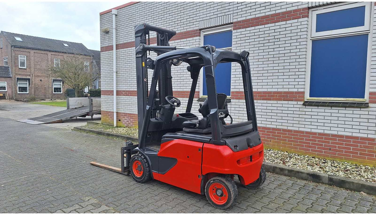 LINDE - E16 P-02 - FORKLIFT TRUCK - Περονοφόρο όχημα: φωτογραφία 3 LINDE - E16 P-02 - FORKLIFT TRUCK - Περονοφόρο όχημα: φωτογραφία 3