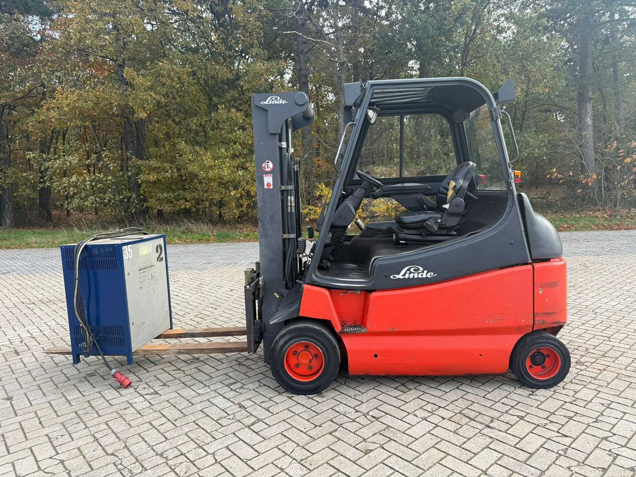 LINDE - E30 - FORKLIFT TRUCK - Περονοφόρο όχημα: φωτογραφία 1 LINDE - E30 - FORKLIFT TRUCK - Περονοφόρο όχημα: φωτογραφία 1