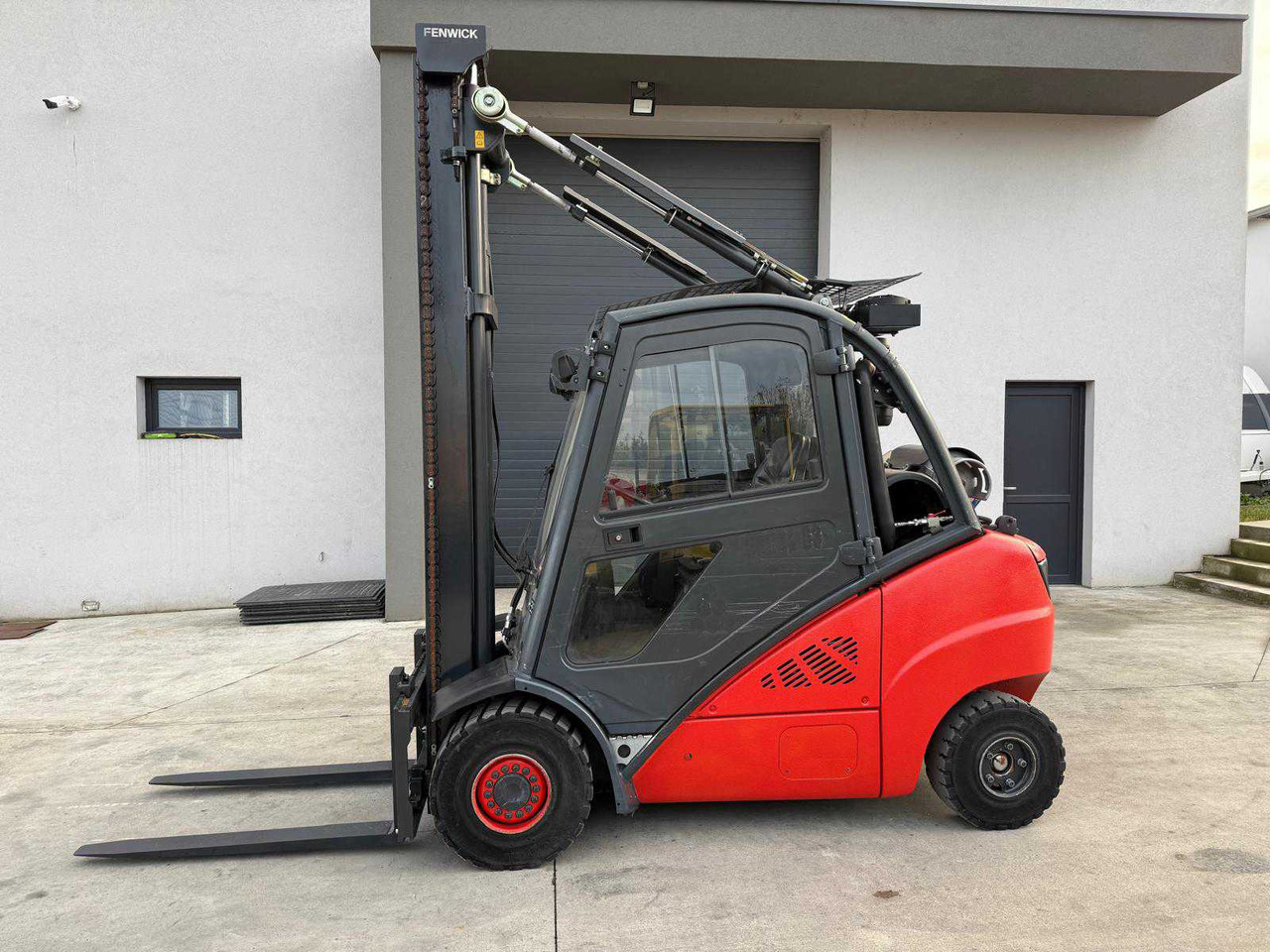 LINDE - H35T-01 - FORKLIFT TRUCKS - 2011 - Περονοφόρο όχημα: φωτογραφία 2 LINDE - H35T-01 - FORKLIFT TRUCKS - 2011 - Περονοφόρο όχημα: φωτογραφία 2