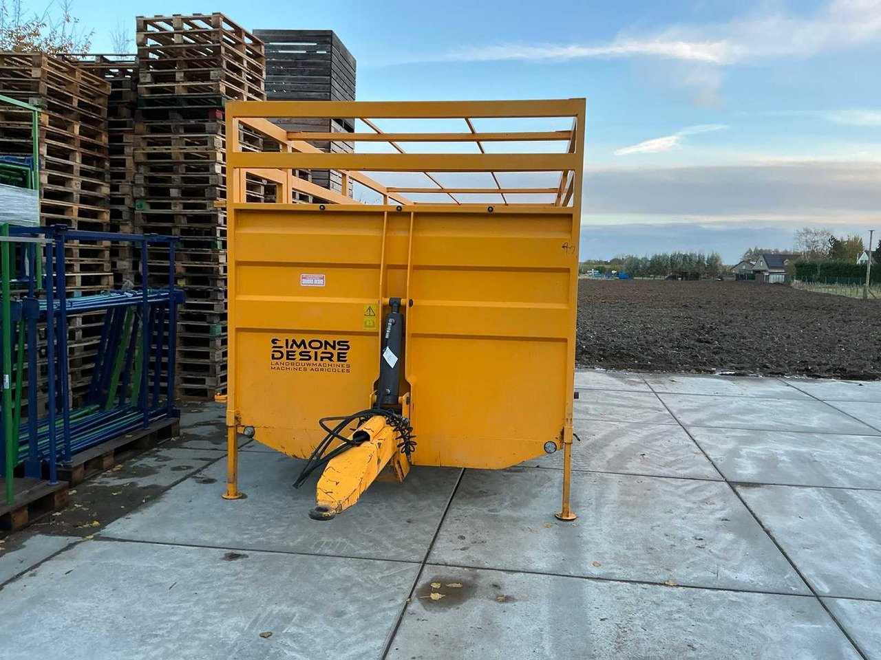 La Littorale BE7 - Ρυμούλκα μεταφορά ζώων: φωτογραφία 2 La Littorale BE7 - Ρυμούλκα μεταφορά ζώων: φωτογραφία 2