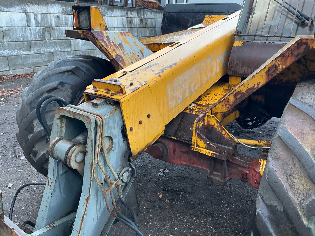 Ελαστιχοφόρος φορτωτής MATBRO TS 260 TURBO SHOVEL: φωτογραφία 17 Ελαστιχοφόρος φορτωτής MATBRO TS 260 TURBO SHOVEL: φωτογραφία 17