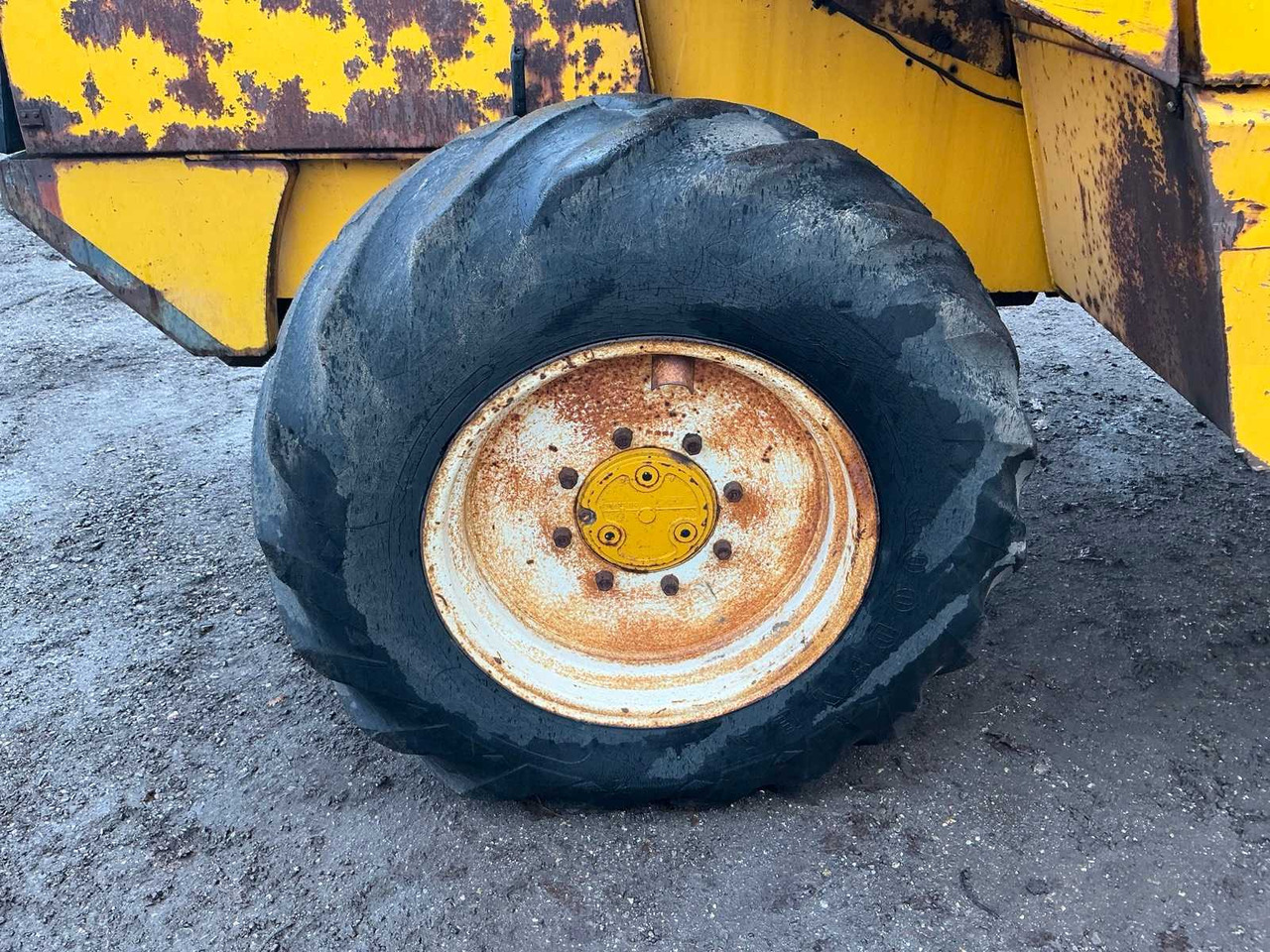 Ελαστιχοφόρος φορτωτής MATBRO TS 260 TURBO SHOVEL: φωτογραφία 11 Ελαστιχοφόρος φορτωτής MATBRO TS 260 TURBO SHOVEL: φωτογραφία 11