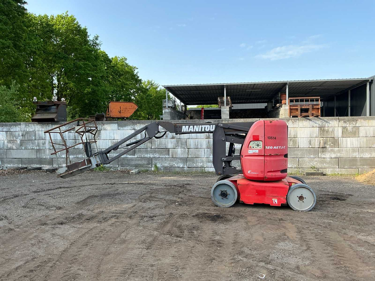 Manitou 120AETJC - Πλατφόρμα εναέρια: φωτογραφία 2 Manitou 120AETJC - Πλατφόρμα εναέρια: φωτογραφία 2