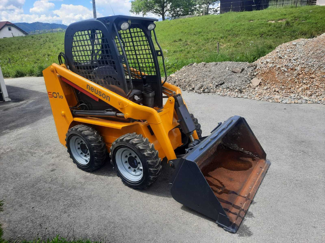NEUSON - 501 S - TELESCOPIC LOADER - 2007 - Ελαστιχοφόρος φορτωτής: φωτογραφία 1 NEUSON - 501 S - TELESCOPIC LOADER - 2007 - Ελαστιχοφόρος φορτωτής: φωτογραφία 1