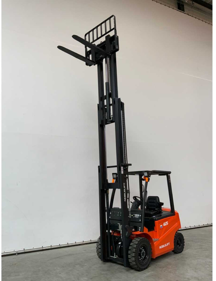 NOBLELIFT - 2024 - Q25-SERIES - 2.5T FORKLIFT ADJUSTABLE FORKS 4.8M - Περονοφόρο όχημα: φωτογραφία 3 NOBLELIFT - 2024 - Q25-SERIES - 2.5T FORKLIFT ADJUSTABLE FORKS 4.8M - Περονοφόρο όχημα: φωτογραφία 3