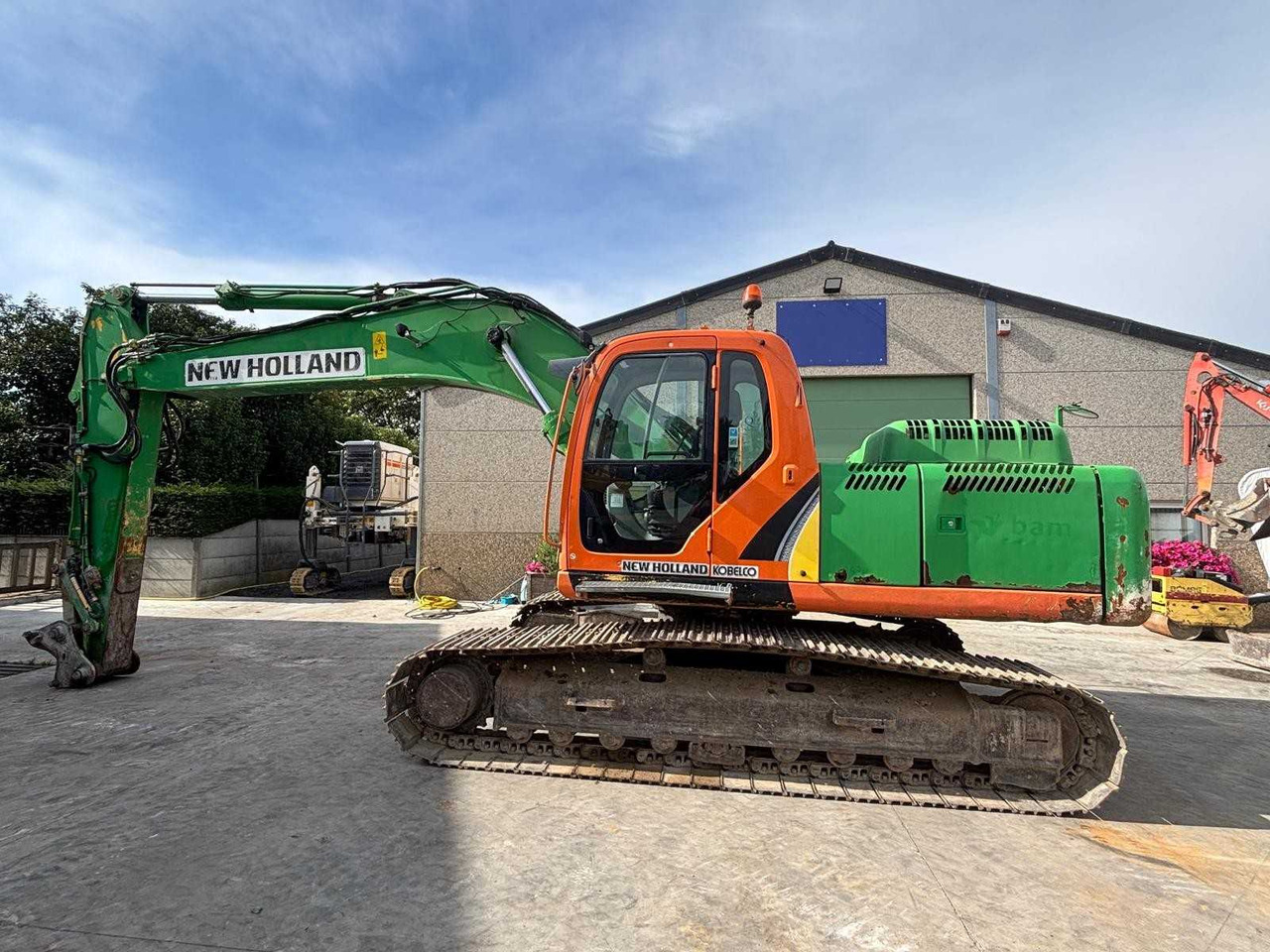 New Holland E265 - Ερπυστριοφόρος εκσκαφέας: φωτογραφία 1 New Holland E265 - Ερπυστριοφόρος εκσκαφέας: φωτογραφία 1