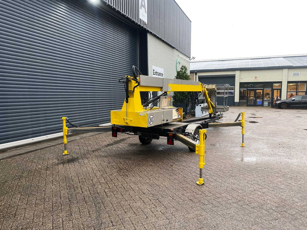 Omme Lift 15000 Z - Πλατφόρμα εναέρια: φωτογραφία 3 Omme Lift 15000 Z - Πλατφόρμα εναέρια: φωτογραφία 3
