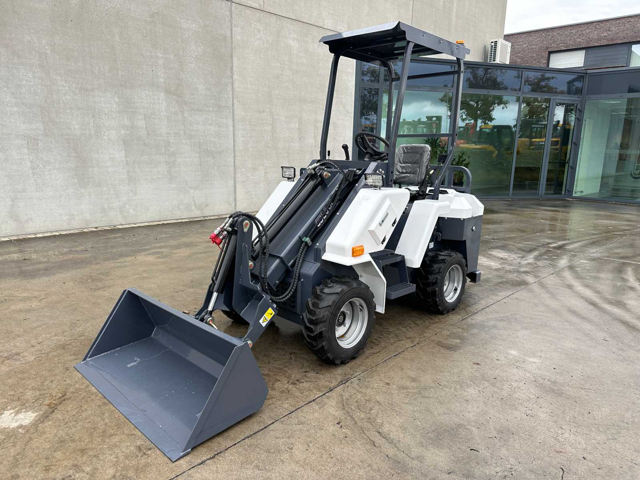 SDLOOL - 2025 - SL-S30 - SKID STEER LOADER - Ερπυστριοφόρος μικρός φορτωτής: φωτογραφία 2 SDLOOL - 2025 - SL-S30 - SKID STEER LOADER - Ερπυστριοφόρος μικρός φορτωτής: φωτογραφία 2