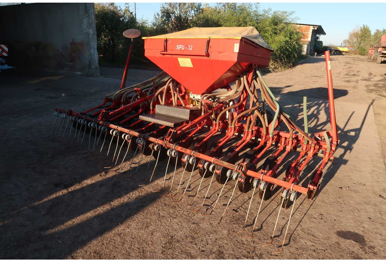 SPU 32 SPU 32 - Seeder - 2006 - 02B-DNL (163) - Σπαρτική μηχανή ακριβείας: φωτογραφία 1 SPU 32 SPU 32 - Seeder - 2006 - 02B-DNL (163) - Σπαρτική μηχανή ακριβείας: φωτογραφία 1