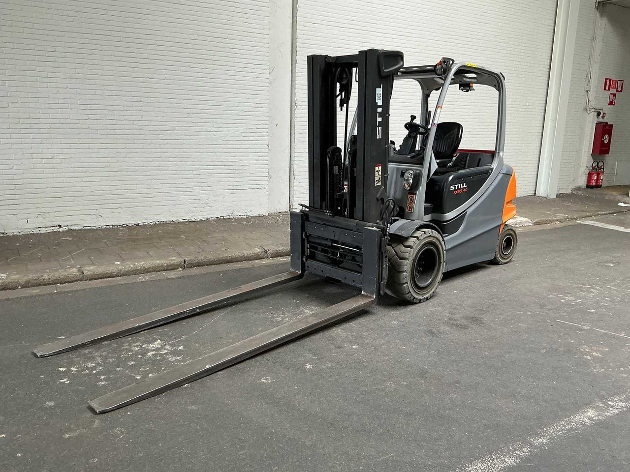 STILL - RX60-40 - FORKLIFT TRUCKS - 2012 - Περονοφόρο όχημα: φωτογραφία 1 STILL - RX60-40 - FORKLIFT TRUCKS - 2012 - Περονοφόρο όχημα: φωτογραφία 1