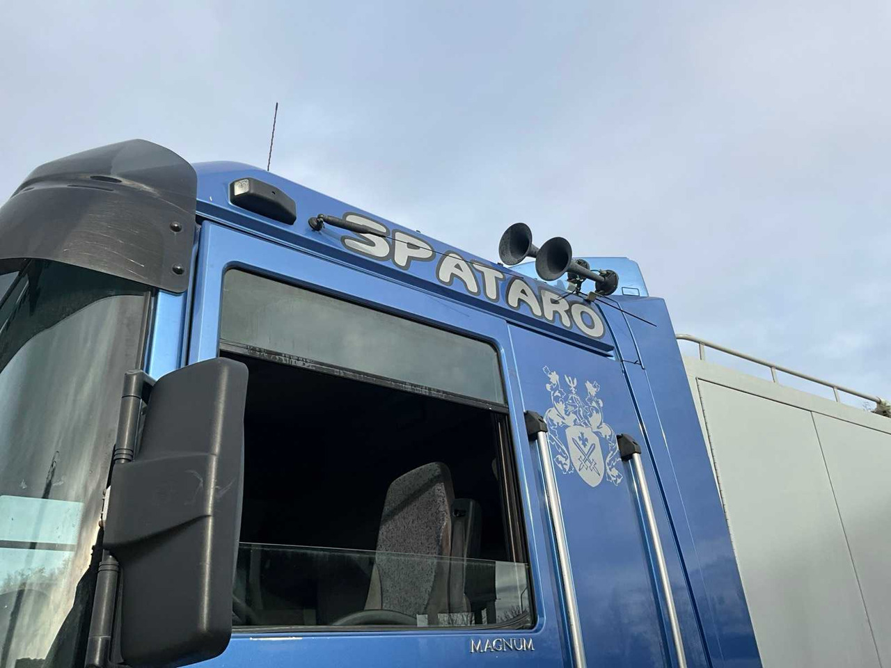 Φορτηγό TRACTOR RENAULT MAGNUM: φωτογραφία 8