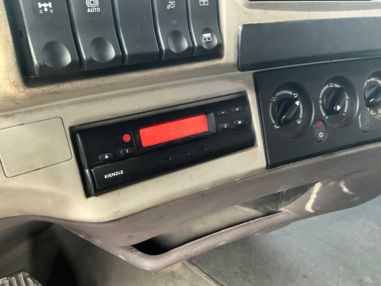 Φορτηγό TRACTOR RENAULT MAGNUM: φωτογραφία 17