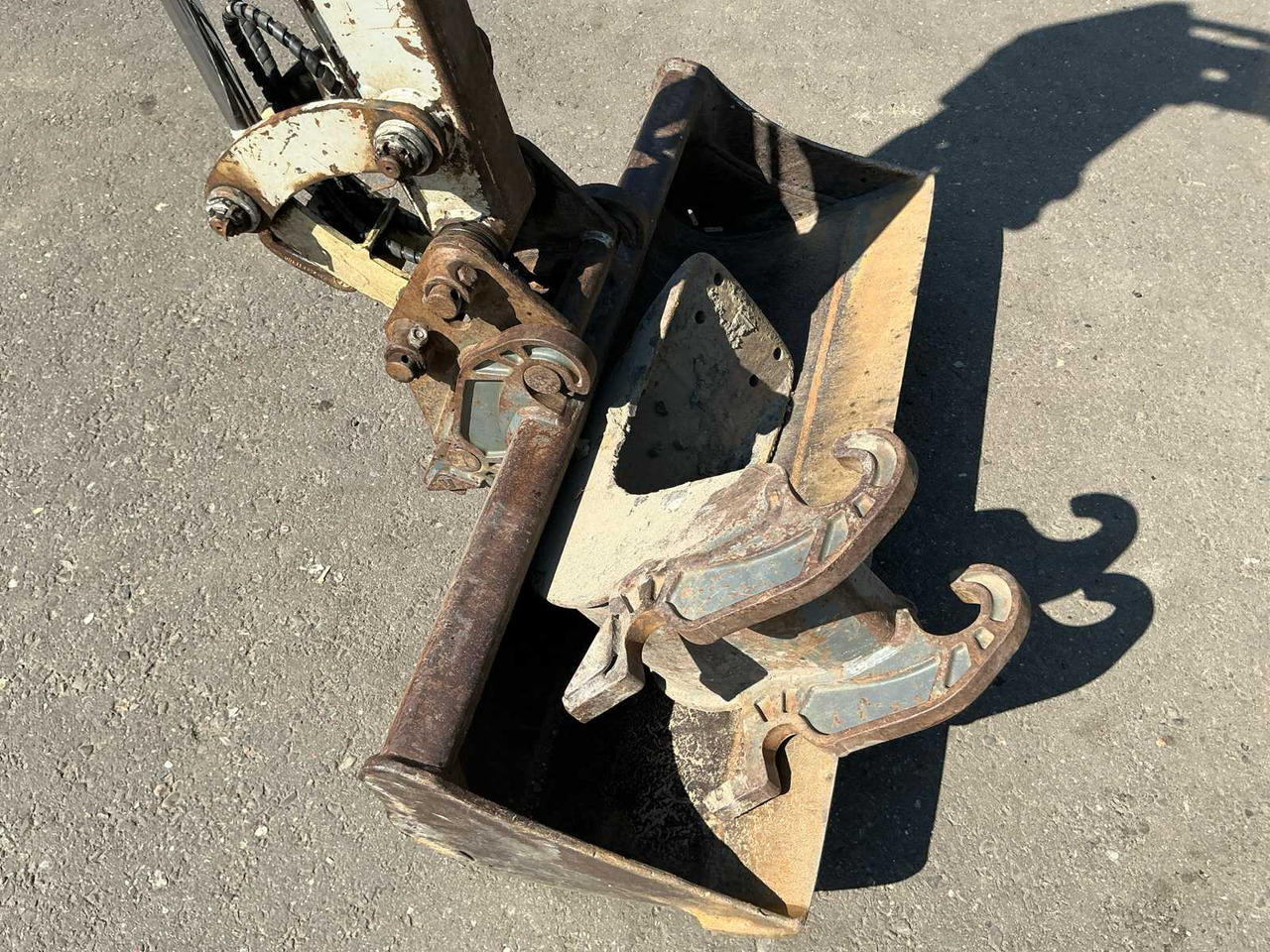 Ερπυστριοφόρος εκσκαφέας Takeuchi TB016: φωτογραφία 16