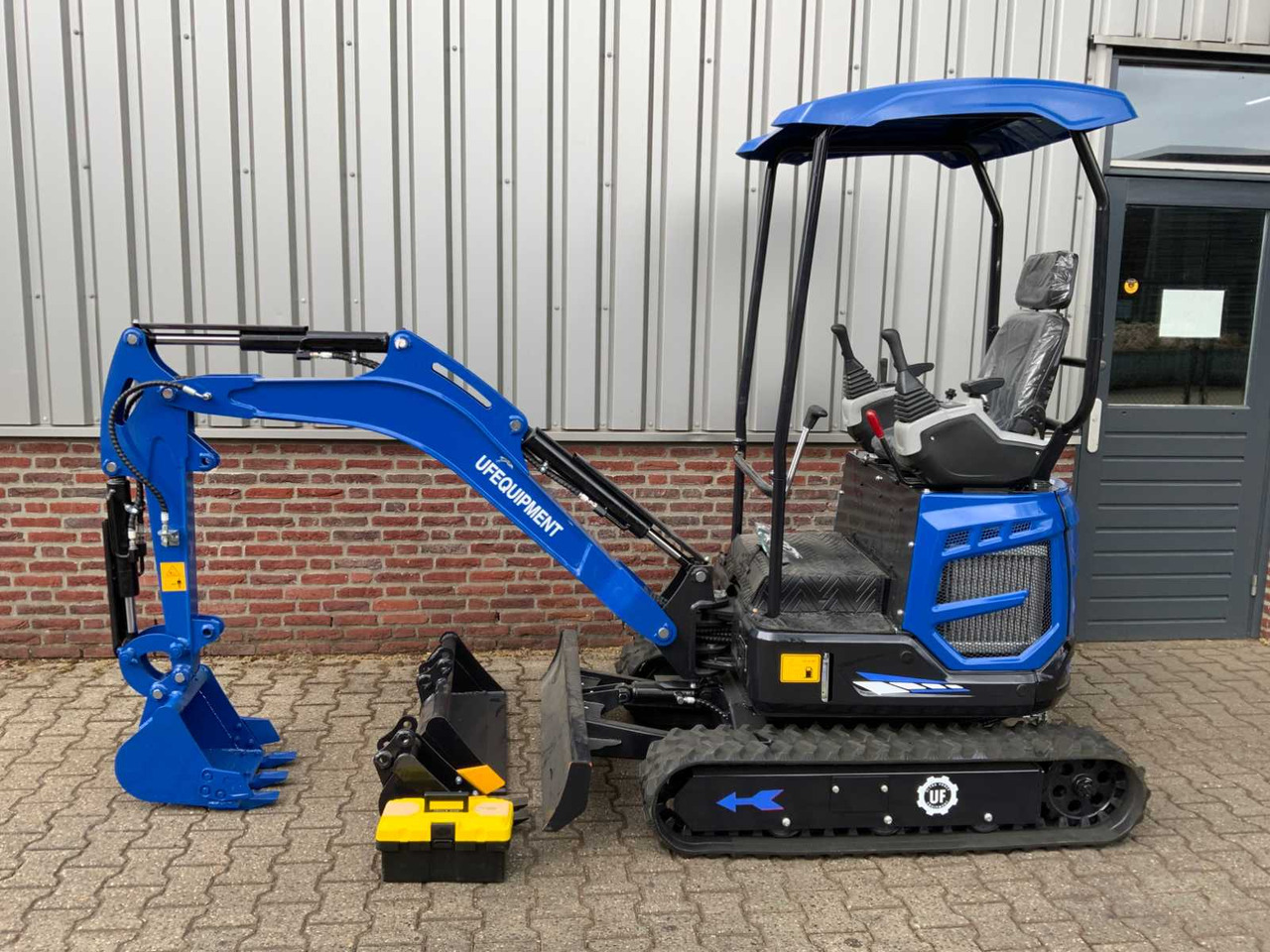 UF Equipment UF EQUIPMENT NM-18 CRAWLER EXCAVATOR - Ερπυστριοφόρος εκσκαφέας: φωτογραφία 2 UF Equipment UF EQUIPMENT NM-18 CRAWLER EXCAVATOR - Ερπυστριοφόρος εκσκαφέας: φωτογραφία 2