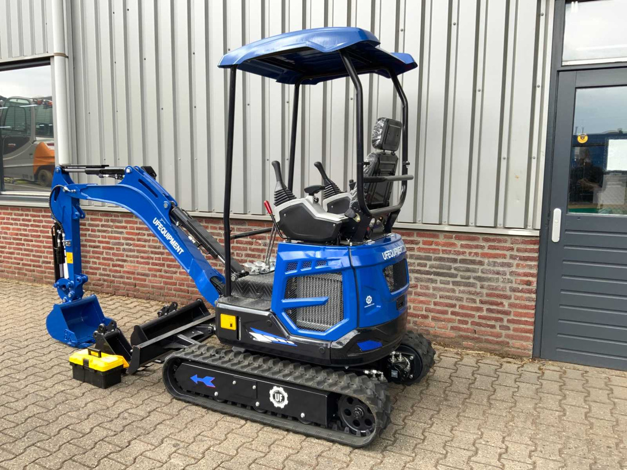 UF Equipment UF EQUIPMENT NM-18 CRAWLER EXCAVATOR - Ερπυστριοφόρος εκσκαφέας: φωτογραφία 3 UF Equipment UF EQUIPMENT NM-18 CRAWLER EXCAVATOR - Ερπυστριοφόρος εκσκαφέας: φωτογραφία 3