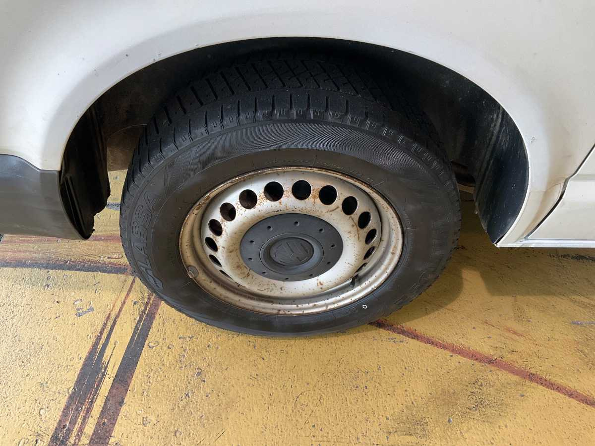 Ελαφρύ επαγγελματικό VOLKSWAGEN T5 PANEL VAN TDI D-PF VAN: φωτογραφία 29 Ελαφρύ επαγγελματικό VOLKSWAGEN T5 PANEL VAN TDI D-PF VAN: φωτογραφία 29