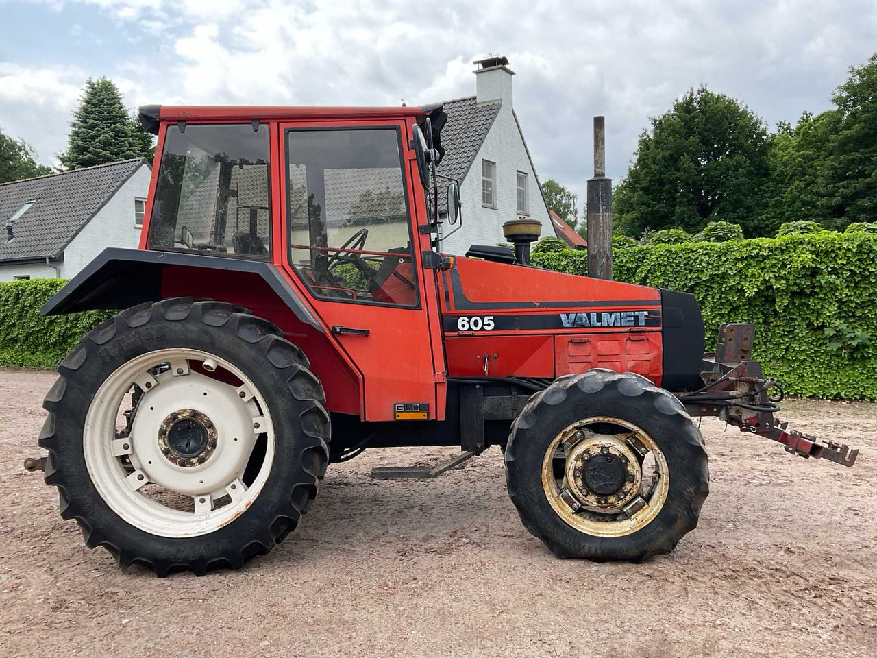 Valmet 605 Turbo LOX - Τρακτέρ: φωτογραφία 4 Valmet 605 Turbo LOX - Τρακτέρ: φωτογραφία 4