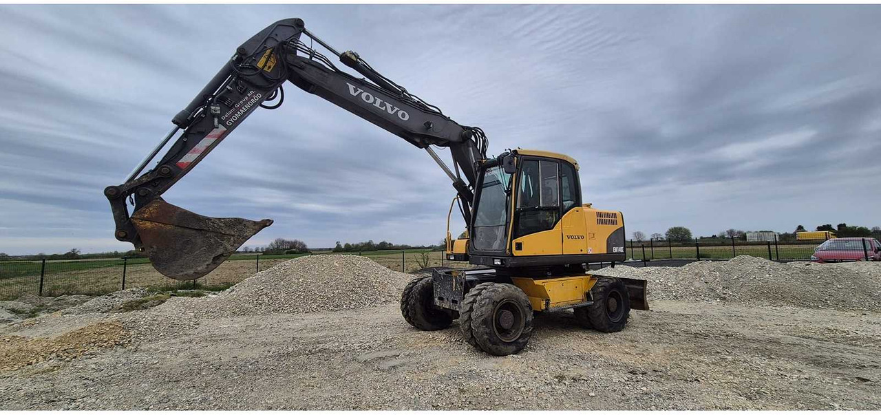 Volvo Construction Equipment EW140C - Τροχοφόρος εκσκαφέας: φωτογραφία 2 Volvo Construction Equipment EW140C - Τροχοφόρος εκσκαφέας: φωτογραφία 2