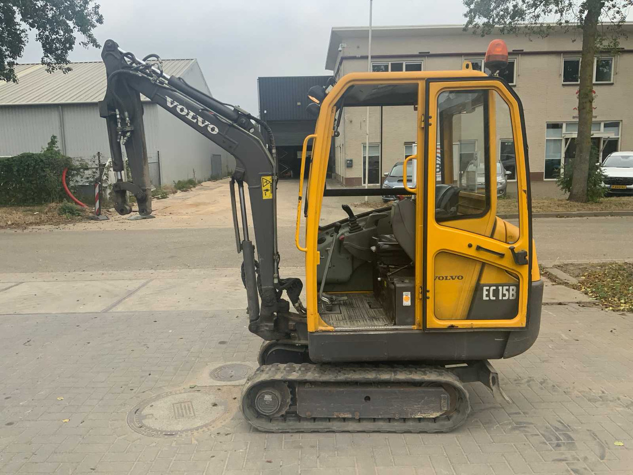 Volvo EC15B XR - Μίνι εκσκαφέας: φωτογραφία 2 Volvo EC15B XR - Μίνι εκσκαφέας: φωτογραφία 2