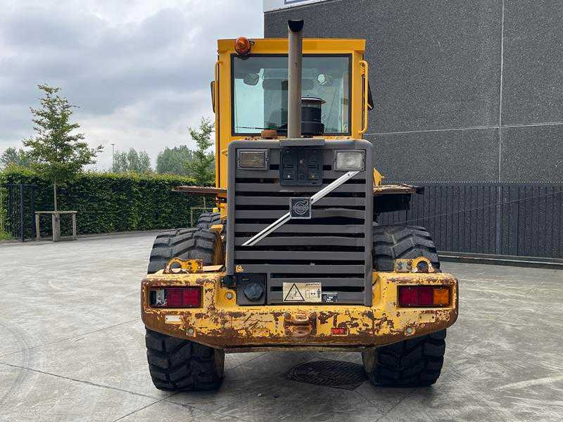Volvo L70C - Φορτωτής πλάγιας ολίσθησης: φωτογραφία 4 Volvo L70C - Φορτωτής πλάγιας ολίσθησης: φωτογραφία 4