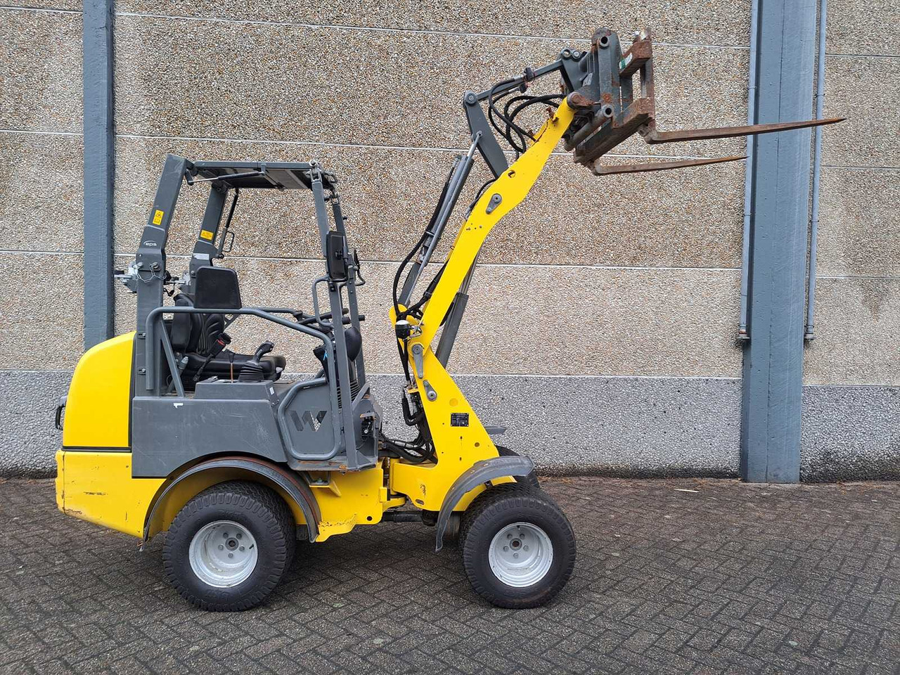 Wacker-Neuson WL20E - Ελαστιχοφόρος φορτωτής: φωτογραφία 4 Wacker-Neuson WL20E - Ελαστιχοφόρος φορτωτής: φωτογραφία 4