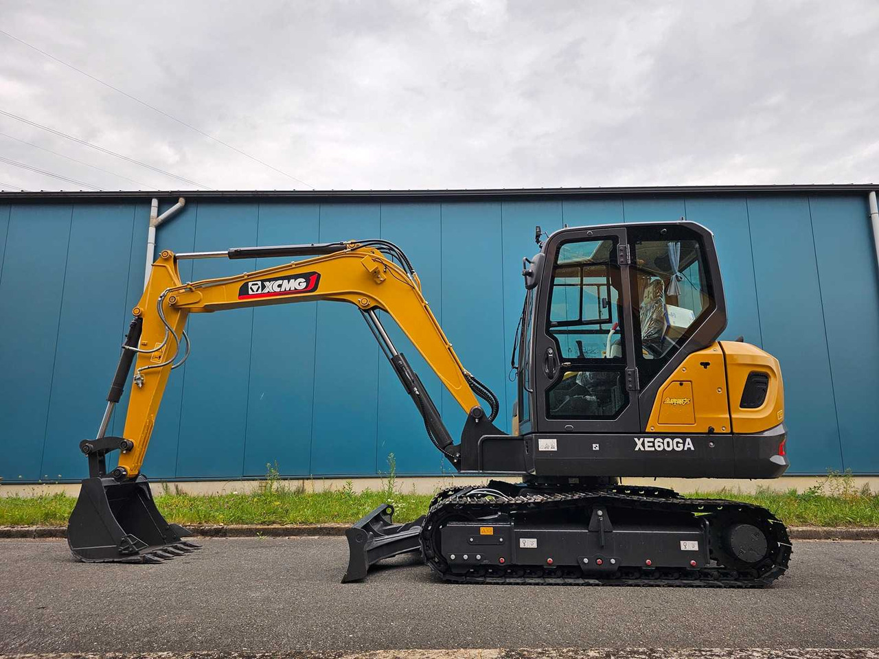 XCMG XE60GA - Ερπυστριοφόρος εκσκαφέας: φωτογραφία 2 XCMG XE60GA - Ερπυστριοφόρος εκσκαφέας: φωτογραφία 2