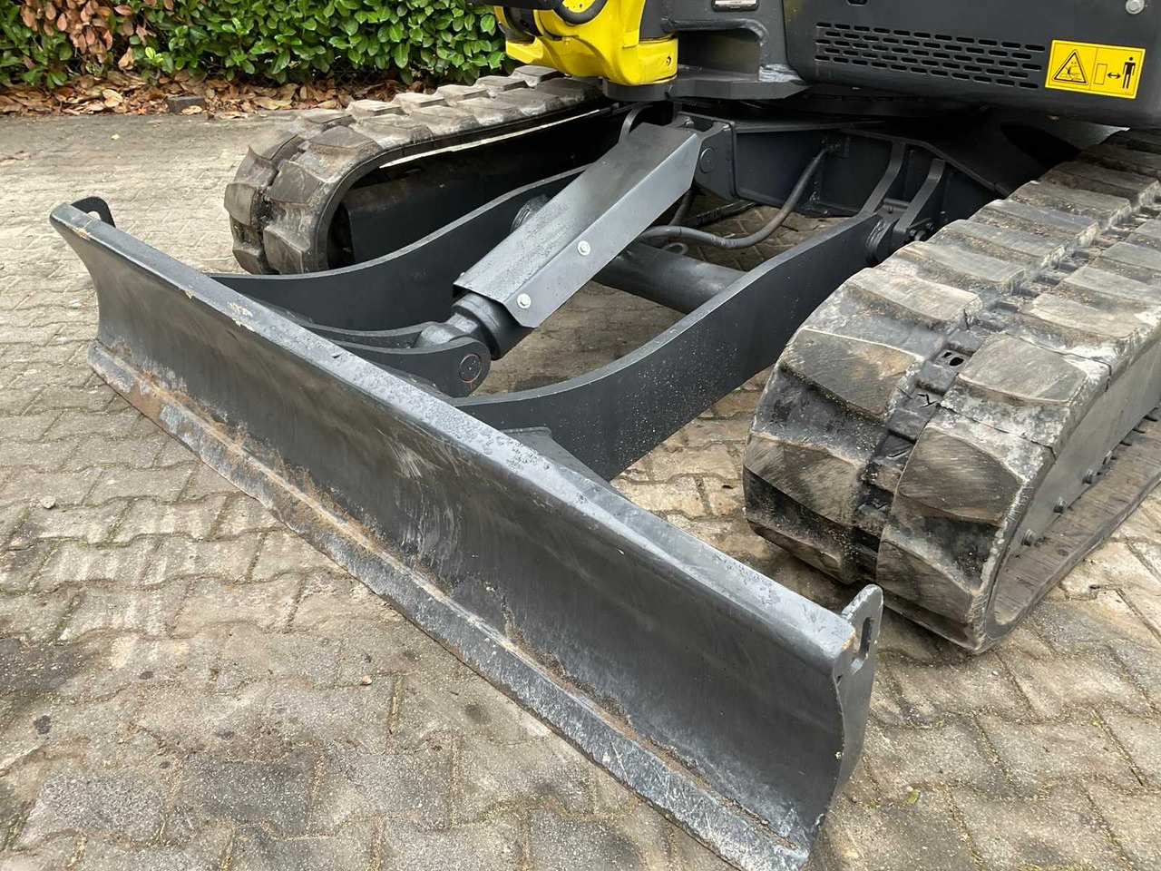 Ερπυστριοφόρος εκσκαφέας Yanmar VIO80: φωτογραφία 10 Ερπυστριοφόρος εκσκαφέας Yanmar VIO80: φωτογραφία 10