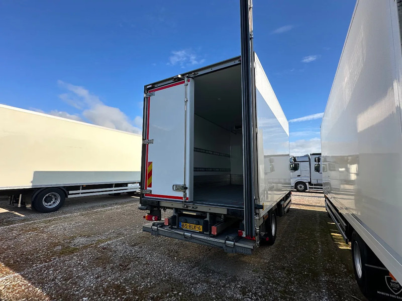 DAF LF 210 LF.14.210 EURO6. KOELBAKWAGEN MET LAADKLEP - Φορτηγό ψυγείο: φωτογραφία 3 DAF LF 210 LF.14.210 EURO6. KOELBAKWAGEN MET LAADKLEP - Φορτηγό ψυγείο: φωτογραφία 3