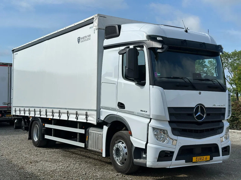 Mercedes-Benz Actros 1843 ACTROS 1843L 2022. 183432km Schuifzeil met Laadklep 2000kg - Φορτηγό μουσαμάς: φωτογραφία 2 Mercedes-Benz Actros 1843 ACTROS 1843L 2022. 183432km Schuifzeil met Laadklep 2000kg - Φορτηγό μουσαμάς: φωτογραφία 2
