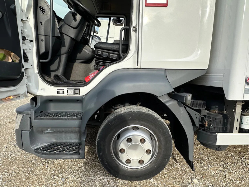 Renault D - Φορτηγό κόφα: φωτογραφία 5 Renault D - Φορτηγό κόφα: φωτογραφία 5