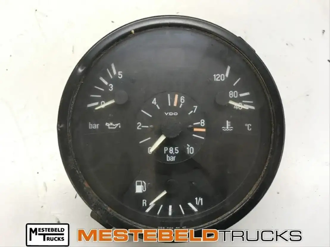 Mercedes-Benz Instrumentenpaneel - Ηλεκτρικό σύστημα για Φορτηγό: φωτογραφία 1 Mercedes-Benz Instrumentenpaneel - Ηλεκτρικό σύστημα για Φορτηγό: φωτογραφία 1