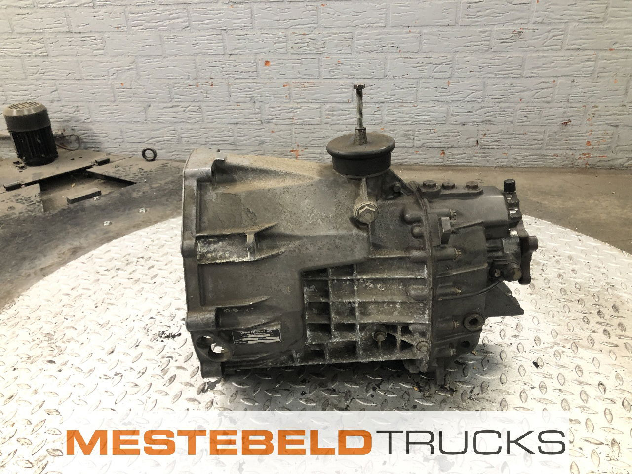 Volkswagen Versnellingsbak Crafter LT 2.5 G28-5R - Κιβώτιο ταχυτήτων και ανταλλακτικά για Φορτηγό: φωτογραφία 1 Volkswagen Versnellingsbak Crafter LT 2.5 G28-5R - Κιβώτιο ταχυτήτων και ανταλλακτικά για Φορτηγό: φωτογραφία 1