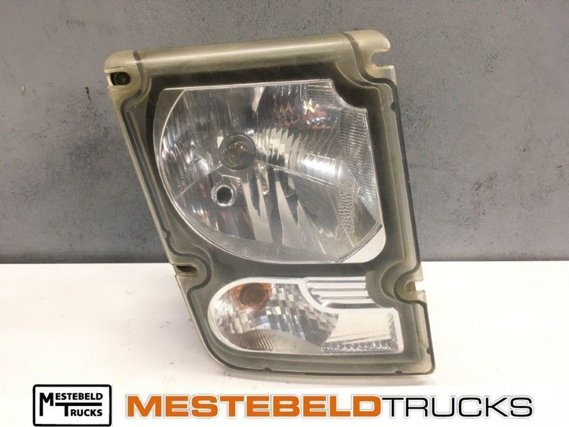 Volvo Koplamp rechts  - Προβολέας για Φορτηγό: φωτογραφία 1 Volvo Koplamp rechts  - Προβολέας για Φορτηγό: φωτογραφία 1