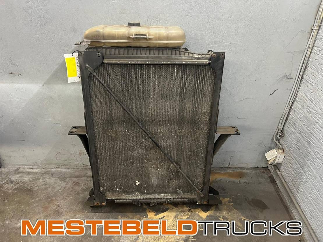 Volvo Radiateur - Σύστημα ψύξης για Φορτηγό: φωτογραφία 1 Volvo Radiateur - Σύστημα ψύξης για Φορτηγό: φωτογραφία 1